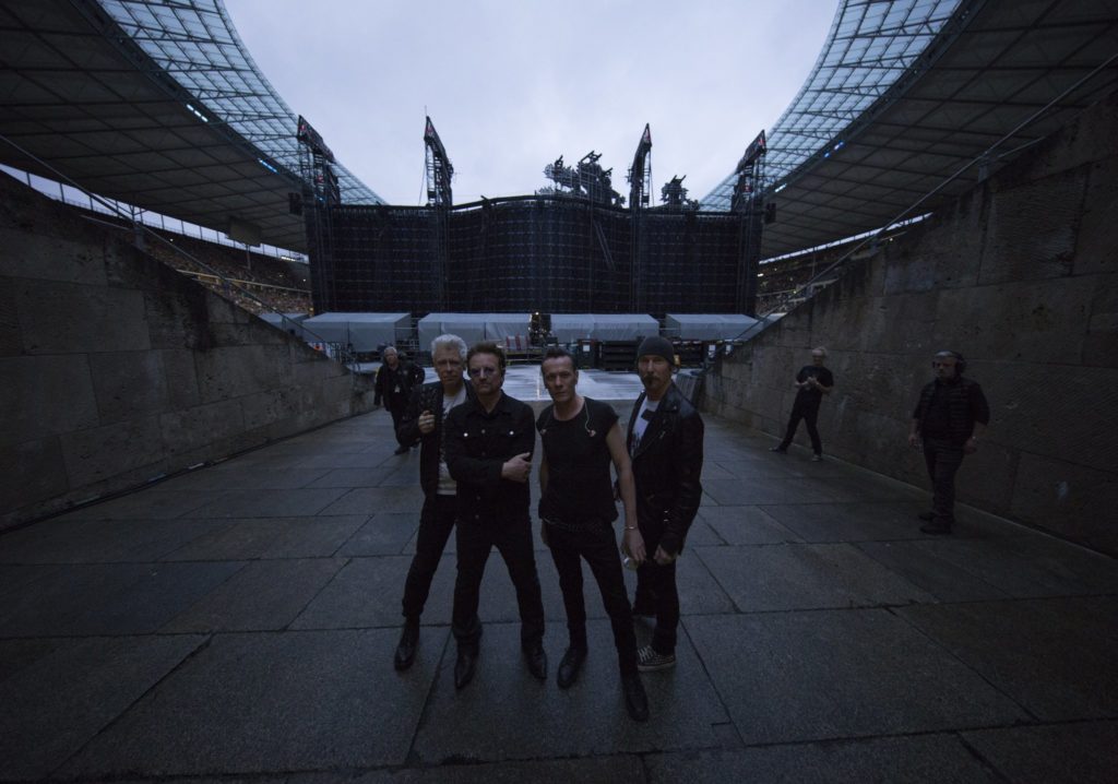 u2