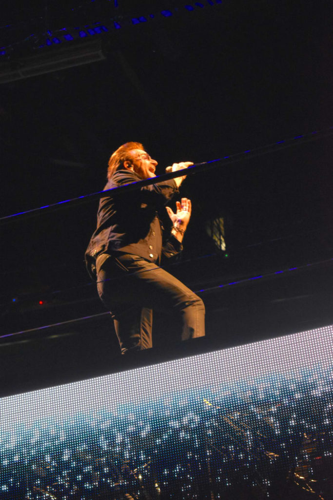 bono-singing
