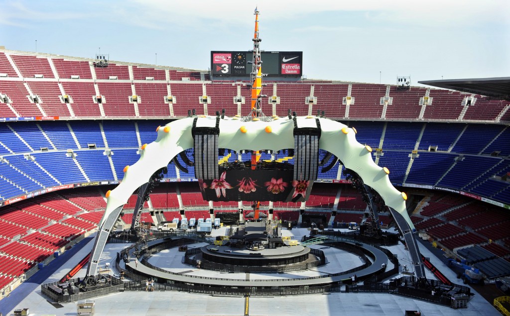 the claw at camp nou