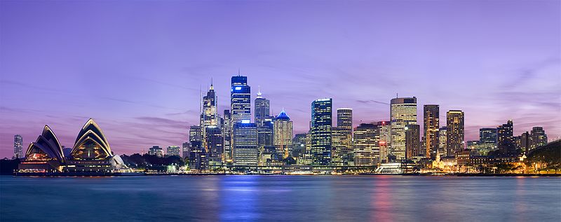 sydney_skyline_at_dusk_-_dec_2008